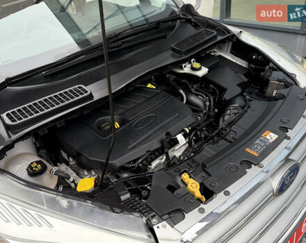 Белый Форд Эскейп, объемом двигателя 1.5 л и пробегом 169 тыс. км за 12900 $, фото 80 на Automoto.ua