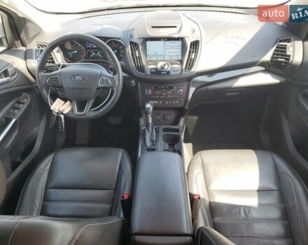 Білий Форд Ескейп, об'ємом двигуна 2 л та пробігом 107 тис. км за 2500 $, фото 7 на Automoto.ua