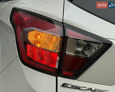Белый Форд Эскейп, объемом двигателя 1.5 л и пробегом 169 тыс. км за 12950 $, фото 32 на Automoto.ua