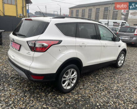 Білий Форд Ескейп, об'ємом двигуна 0 л та пробігом 132 тис. км за 12250 $, фото 2 на Automoto.ua