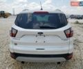 Белый Форд Эскейп, объемом двигателя 2 л и пробегом 171 тыс. км за 1900 $, фото 5 на Automoto.ua