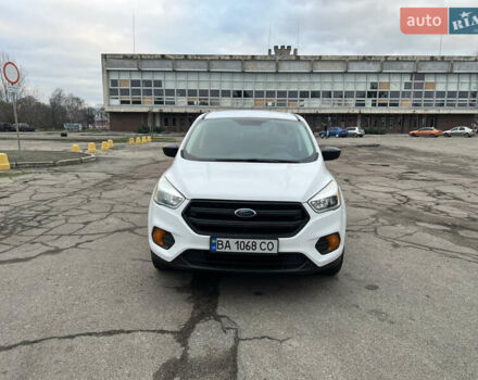 Белый Форд Эскейп, объемом двигателя 2.49 л и пробегом 115 тыс. км за 14000 $, фото 2 на Automoto.ua