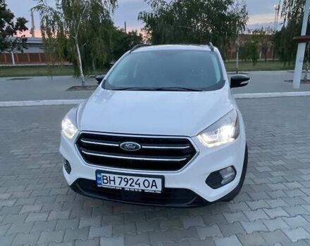 Белый Форд Эскейп, объемом двигателя 2 л и пробегом 51 тыс. км за 13500 $, фото 5 на Automoto.ua