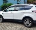 Белый Форд Эскейп, объемом двигателя 2 л и пробегом 165 тыс. км за 15500 $, фото 2 на Automoto.ua