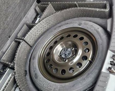 Белый Форд Эскейп, объемом двигателя 1.5 л и пробегом 177 тыс. км за 14000 $, фото 10 на Automoto.ua