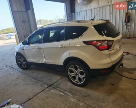 Білий Форд Ескейп, об'ємом двигуна 0 л та пробігом 98 тис. км за 2000 $, фото 1 на Automoto.ua