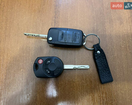 Белый Форд Эскейп, объемом двигателя 2.49 л и пробегом 115 тыс. км за 14000 $, фото 28 на Automoto.ua