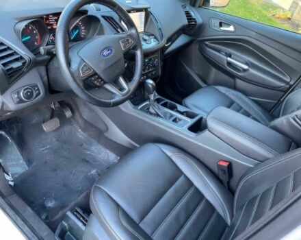 Білий Форд Ескейп, об'ємом двигуна 2 л та пробігом 58 тис. км за 3700 $, фото 7 на Automoto.ua