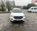 Белый Форд Эскейп, объемом двигателя 2 л и пробегом 160 тыс. км за 13100 $, фото 1 на Automoto.ua