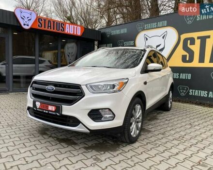 Белый Форд Эскейп, объемом двигателя 2 л и пробегом 82 тыс. км за 15300 $, фото 3 на Automoto.ua