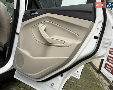 Белый Форд Эскейп, объемом двигателя 1.5 л и пробегом 169 тыс. км за 12900 $, фото 64 на Automoto.ua