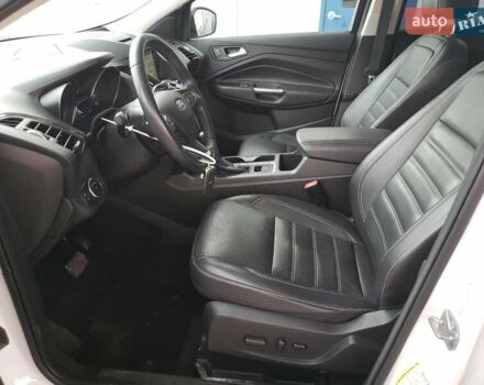 Белый Форд Эскейп, объемом двигателя 2 л и пробегом 160 тыс. км за 1900 $, фото 6 на Automoto.ua