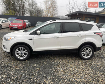 Білий Форд Ескейп, об'ємом двигуна 0 л та пробігом 132 тис. км за 12250 $, фото 5 на Automoto.ua