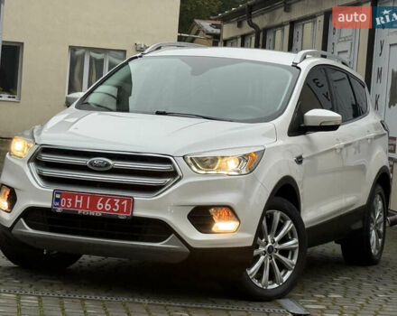 Белый Форд Эскейп, объемом двигателя 1.5 л и пробегом 169 тыс. км за 12900 $, фото 11 на Automoto.ua