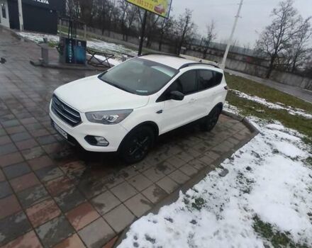 Белый Форд Эскейп, объемом двигателя 1.5 л и пробегом 157 тыс. км за 16300 $, фото 3 на Automoto.ua