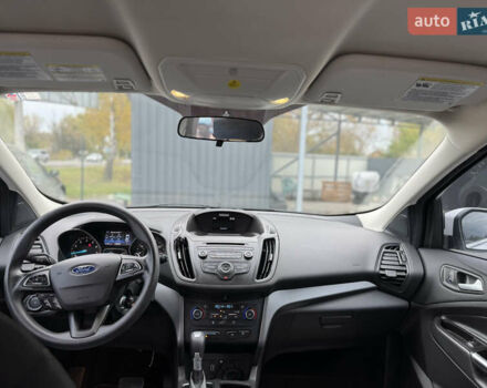 Белый Форд Эскейп, объемом двигателя 1.5 л и пробегом 121 тыс. км за 10999 $, фото 9 на Automoto.ua