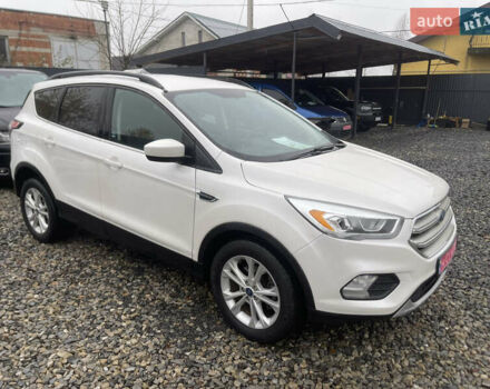 Білий Форд Ескейп, об'ємом двигуна 0 л та пробігом 132 тис. км за 12250 $, фото 1 на Automoto.ua