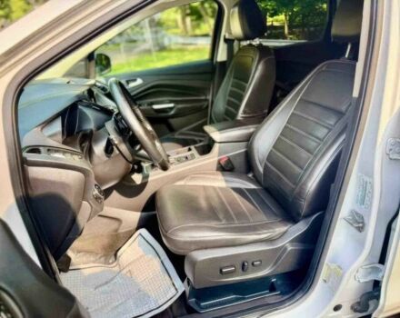 Білий Форд Ескейп, об'ємом двигуна 2 л та пробігом 50 тис. км за 9200 $, фото 8 на Automoto.ua