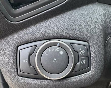 Белый Форд Эскейп, объемом двигателя 2.5 л и пробегом 132 тыс. км за 13000 $, фото 23 на Automoto.ua