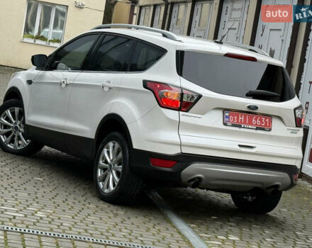 Белый Форд Эскейп, объемом двигателя 1.5 л и пробегом 169 тыс. км за 12900 $, фото 25 на Automoto.ua
