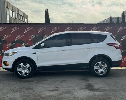 Белый Форд Эскейп, объемом двигателя 2.5 л и пробегом 132 тыс. км за 13000 $, фото 4 на Automoto.ua