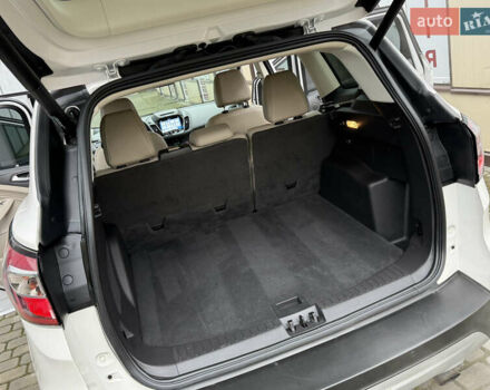 Белый Форд Эскейп, объемом двигателя 1.5 л и пробегом 169 тыс. км за 12900 $, фото 75 на Automoto.ua