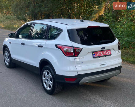 Білий Форд Ескейп, об'ємом двигуна 2.5 л та пробігом 177 тис. км за 13377 $, фото 11 на Automoto.ua
