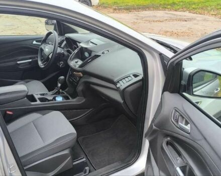 Белый Форд Эскейп, объемом двигателя 0 л и пробегом 101 тыс. км за 8700 $, фото 4 на Automoto.ua