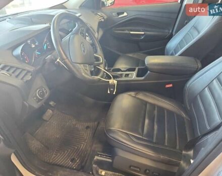 Білий Форд Ескейп, об'ємом двигуна 0 л та пробігом 98 тис. км за 2000 $, фото 6 на Automoto.ua