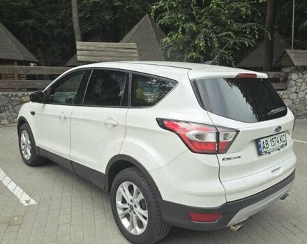 Білий Форд Ескейп, об'ємом двигуна 2 л та пробігом 174 тис. км за 14300 $, фото 6 на Automoto.ua