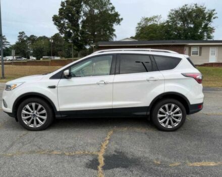 Белый Форд Эскейп, объемом двигателя 1.5 л и пробегом 68 тыс. км за 9500 $, фото 4 на Automoto.ua