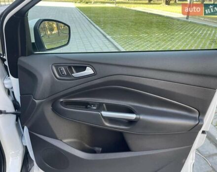 Білий Форд Ескейп, об'ємом двигуна 1.5 л та пробігом 267 тис. км за 10450 $, фото 30 на Automoto.ua