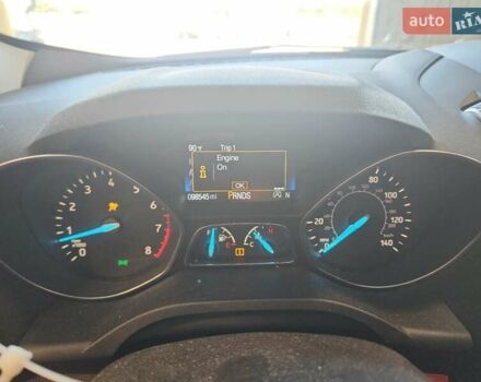 Білий Форд Ескейп, об'ємом двигуна 0 л та пробігом 98 тис. км за 2000 $, фото 8 на Automoto.ua