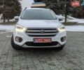 Белый Форд Эскейп, объемом двигателя 2 л и пробегом 103 тыс. км за 13300 $, фото 7 на Automoto.ua