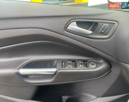 Білий Форд Ескейп, об'ємом двигуна 1.5 л та пробігом 104 тис. км за 12500 $, фото 20 на Automoto.ua