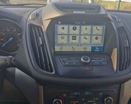 Білий Форд Ескейп, об'ємом двигуна 1.5 л та пробігом 102 тис. км за 14100 $, фото 9 на Automoto.ua