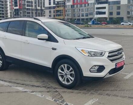 Белый Форд Эскейп, объемом двигателя 1.5 л и пробегом 90 тыс. км за 13500 $, фото 8 на Automoto.ua