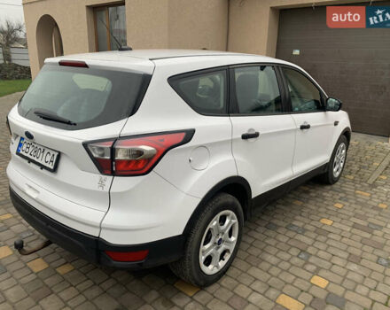 Білий Форд Ескейп, об'ємом двигуна 2.5 л та пробігом 203 тис. км за 13000 $, фото 2 на Automoto.ua