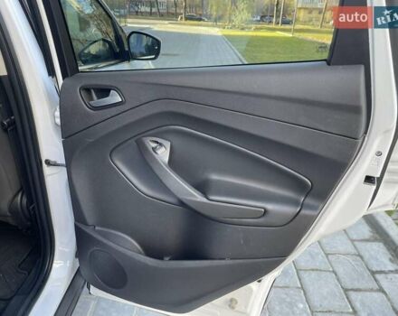 Білий Форд Ескейп, об'ємом двигуна 1.5 л та пробігом 267 тис. км за 10450 $, фото 29 на Automoto.ua