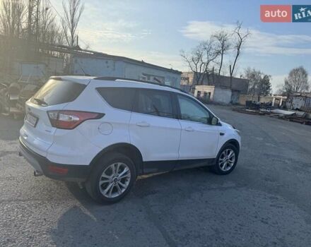 Білий Форд Ескейп, об'ємом двигуна 1.5 л та пробігом 89 тис. км за 12200 $, фото 7 на Automoto.ua