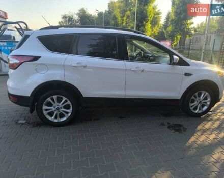 Белый Форд Эскейп, объемом двигателя 1.5 л и пробегом 125 тыс. км за 15900 $, фото 5 на Automoto.ua