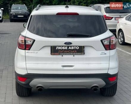 Белый Форд Эскейп, объемом двигателя 1.5 л и пробегом 269 тыс. км за 9600 $, фото 4 на Automoto.ua