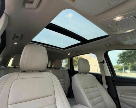 Белый Форд Эскейп, объемом двигателя 2 л и пробегом 46 тыс. км за 7000 $, фото 6 на Automoto.ua