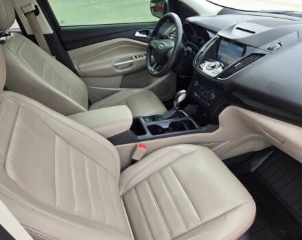 Білий Форд Ескейп, об'ємом двигуна 2 л та пробігом 43 тис. км за 6800 $, фото 6 на Automoto.ua