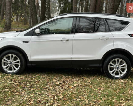 Білий Форд Ескейп, об'ємом двигуна 1.5 л та пробігом 180 тис. км за 11300 $, фото 7 на Automoto.ua