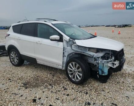 Белый Форд Эскейп, объемом двигателя 2 л и пробегом 73 тыс. км за 2900 $, фото 3 на Automoto.ua
