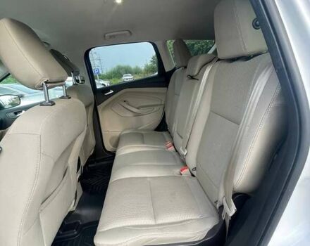 Белый Форд Эскейп, объемом двигателя 1.5 л и пробегом 269 тыс. км за 9600 $, фото 18 на Automoto.ua