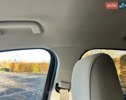 Белый Форд Эскейп, объемом двигателя 1.5 л и пробегом 43 тыс. км за 15300 $, фото 13 на Automoto.ua