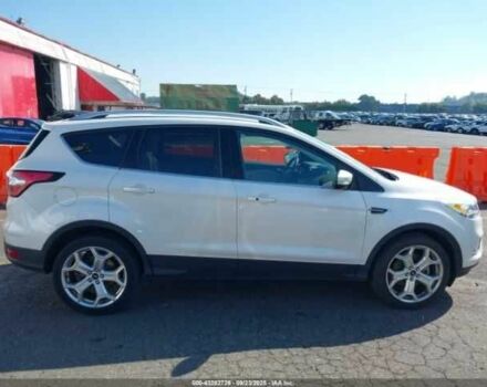 Белый Форд Эскейп, объемом двигателя 2 л и пробегом 65 тыс. км за 8000 $, фото 12 на Automoto.ua