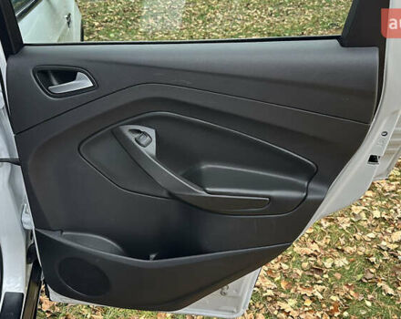 Білий Форд Ескейп, об'ємом двигуна 1.5 л та пробігом 180 тис. км за 11300 $, фото 30 на Automoto.ua